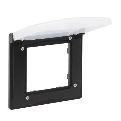 Рамка IP44 1 пост Legrand Niloe Step черный
