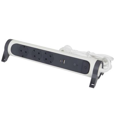 Удлинитель поворотный с 3 розетками с заземлением 16 А, USB A+C и УЗИП с кабелем 1,5 м Legrand ПРЕМИУМ Белый/Черный
